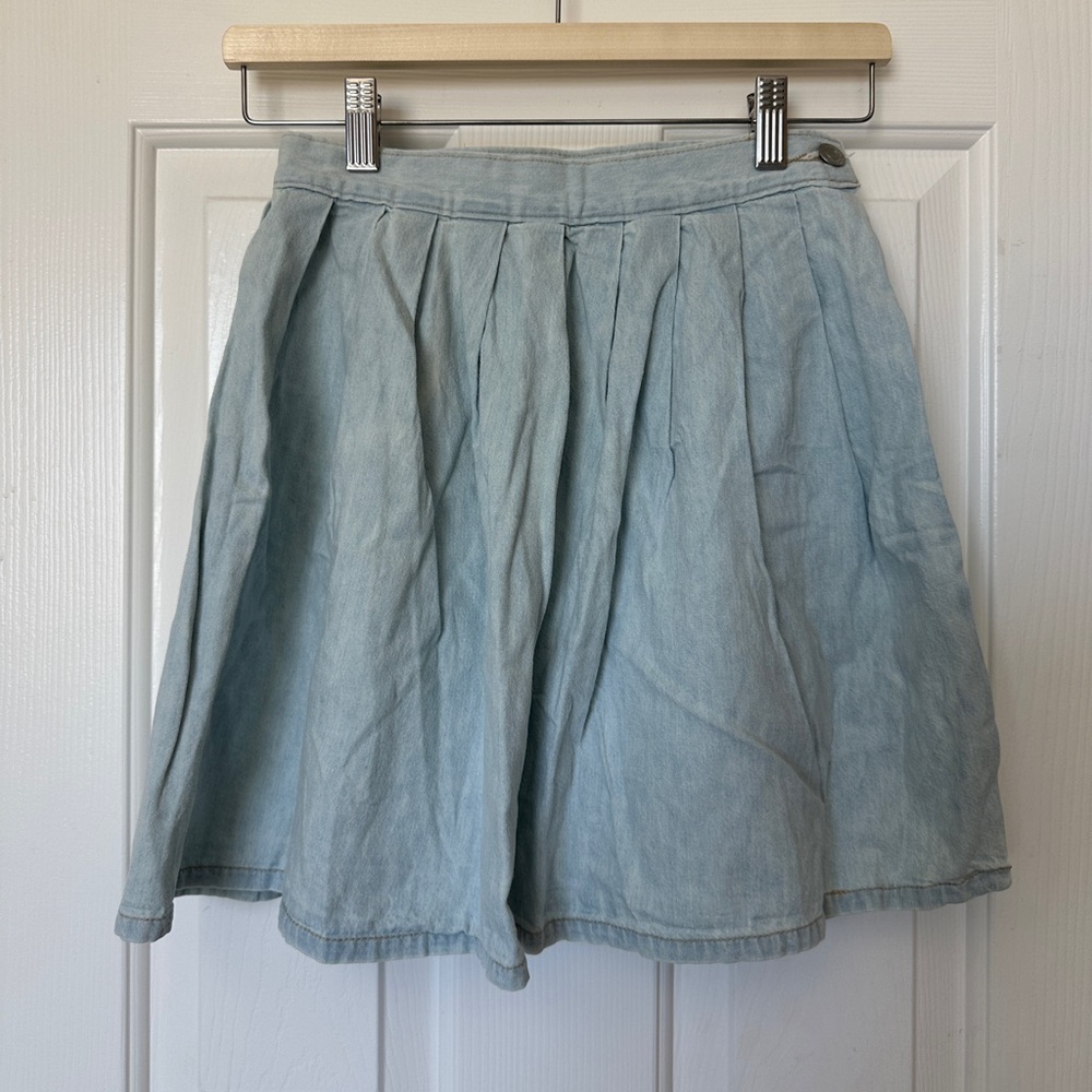 Vintage Guess Light Blue Denim Women’s Wrap Skirt - Size Medium
